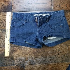 Short jean shorts